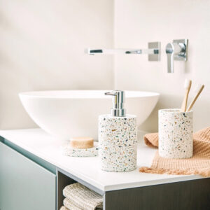Distributeur de savon en ciment TERRAZZO